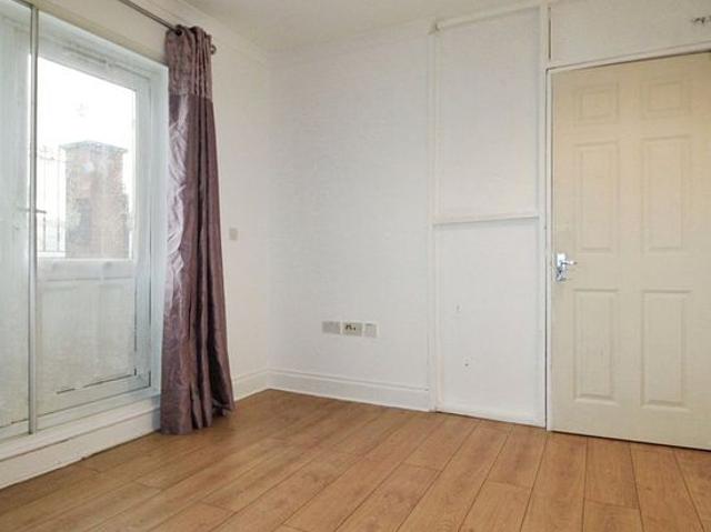 1 bedroom flat in Harrow