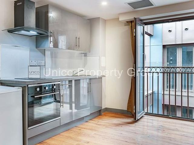 1 bedroom flat in Ilford
