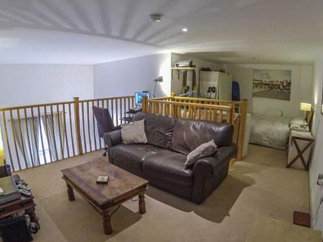 1 bedroom flat in Leeds