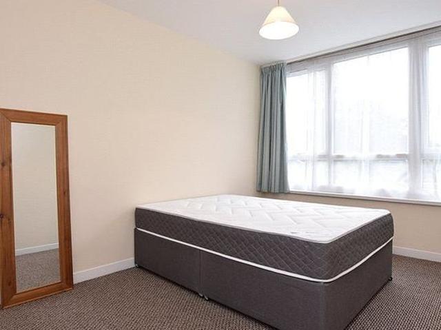 1 bedroom flat in Leeds