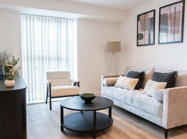 1 bedroom flat in Leeds