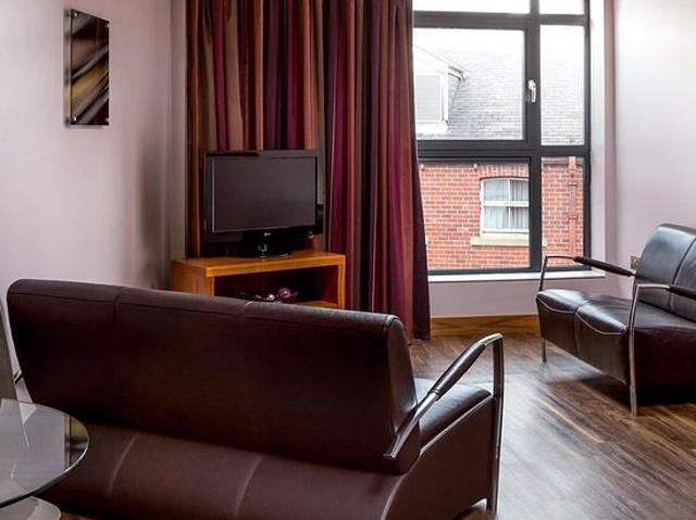 1 bedroom flat in Leeds