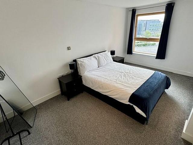 1 bedroom flat in Leeds