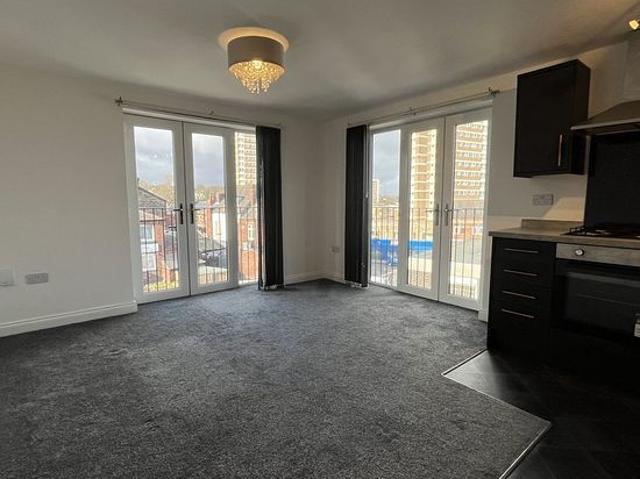 1 bedroom flat in Leeds