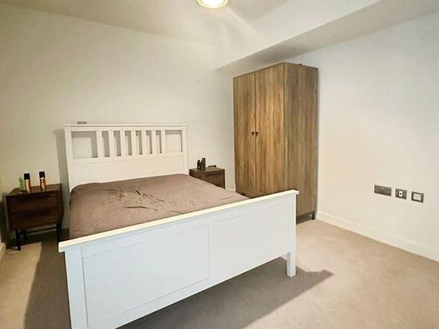 1 bedroom flat in Leeds