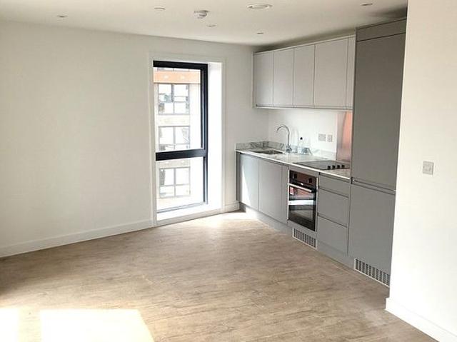 1 bedroom flat in Leeds