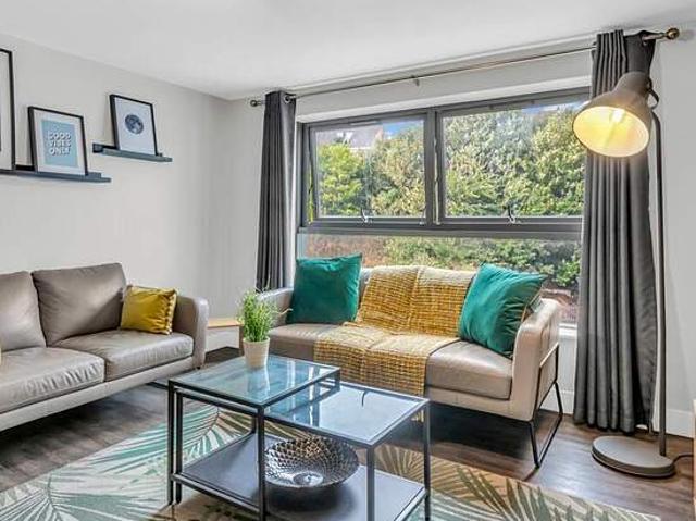 1 bedroom flat in Leeds