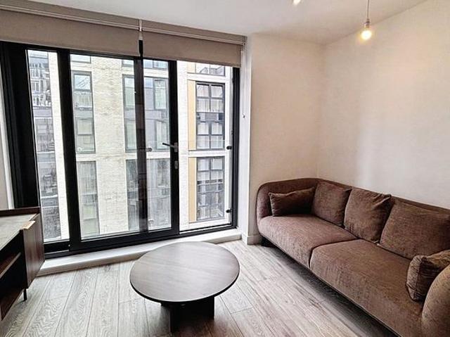 1 bedroom flat in Leeds