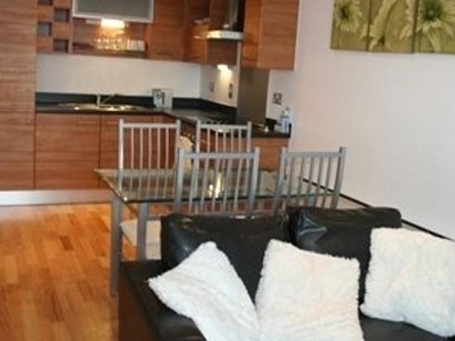 1 bedroom flat in Leeds