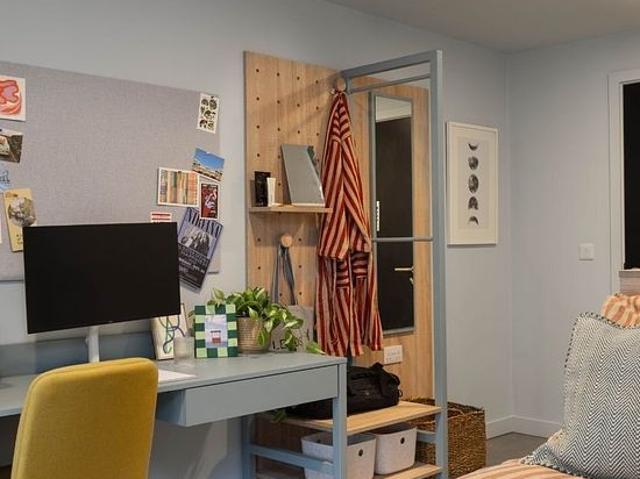 1 bedroom flat in Leeds
