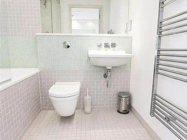 1 bedroom flat in Leeds
