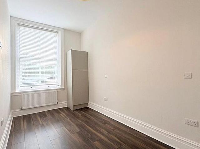 1 bedroom flat in Liverpool