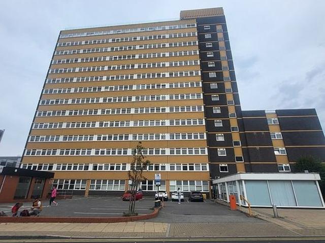 1 bedroom flat in Liverpool