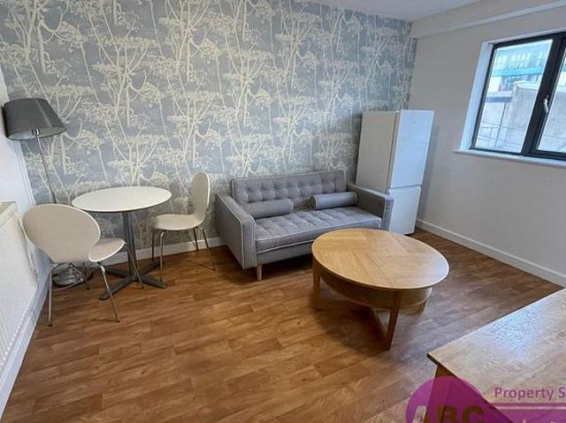 1 bedroom flat in Liverpool