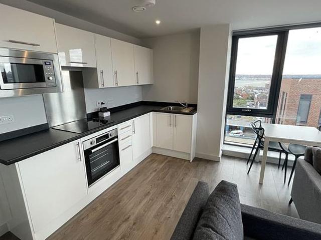 1 bedroom flat in Liverpool