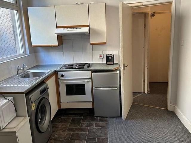 1 bedroom flat in Liverpool