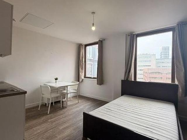 1 bedroom flat in Liverpool
