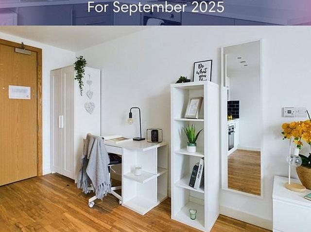1 bedroom flat in Liverpool