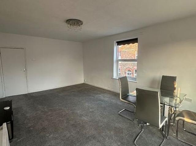 1 bedroom flat in Liverpool