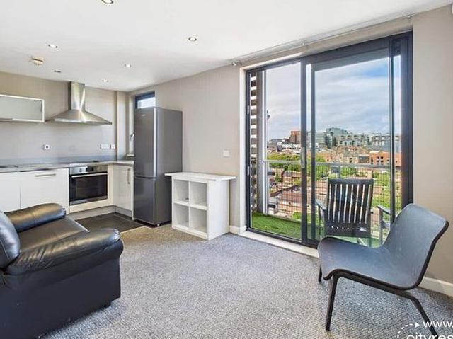 1 bedroom flat in Liverpool