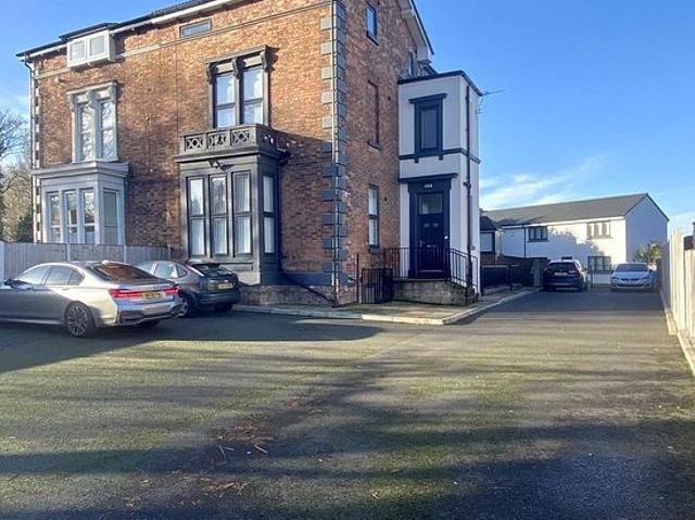 1 bedroom flat in Liverpool