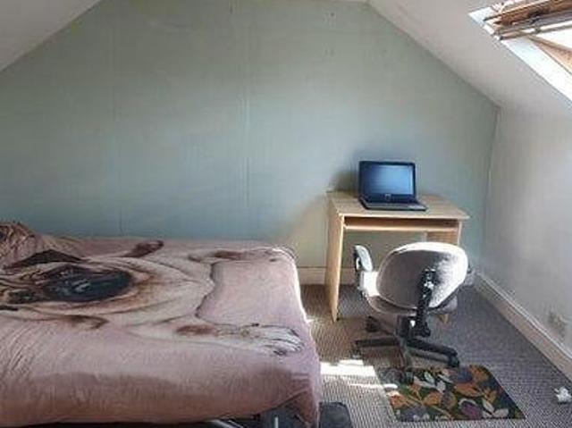 1 bedroom flat in London