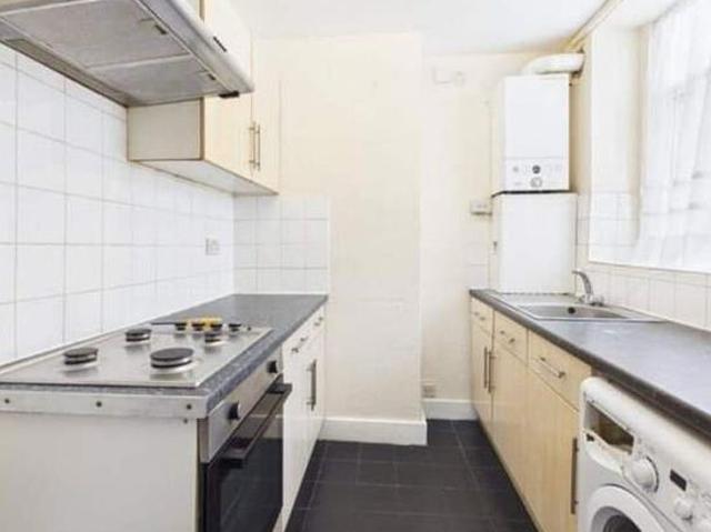 1 bedroom flat in London