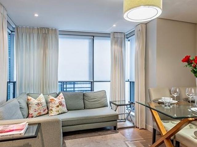 1 bedroom flat in London