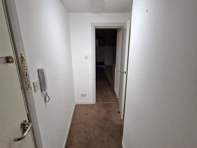 1 bedroom flat in London