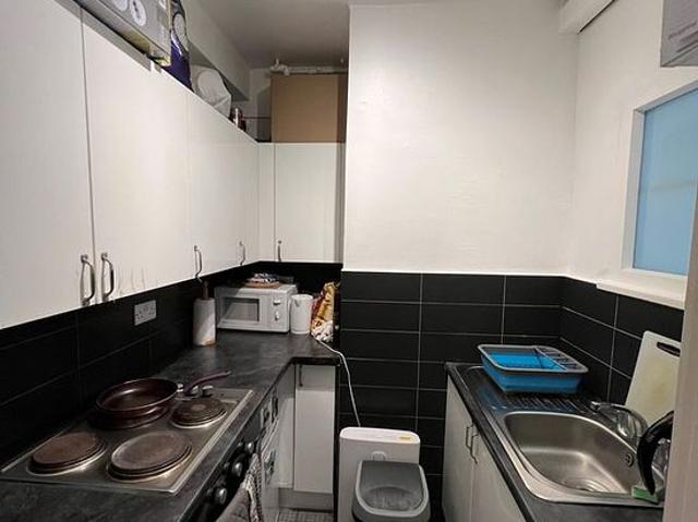 1 bedroom flat in London