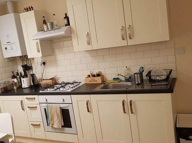 1 bedroom flat in London