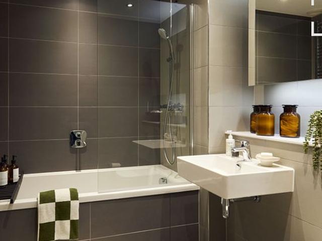 1 bedroom flat in London