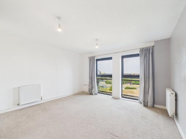 1 bedroom Flat in Mount Lane, Bracknell