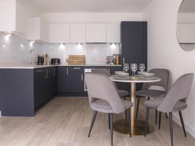 1 bedroom flat in Nightingale Walk, Farnham, GU9