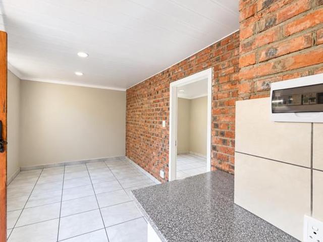 1 Bedroom Flat in Noordhoek