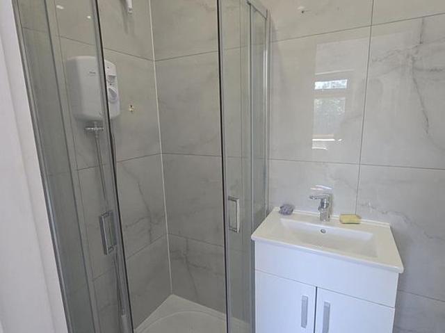 1 bedroom flat in Orpington