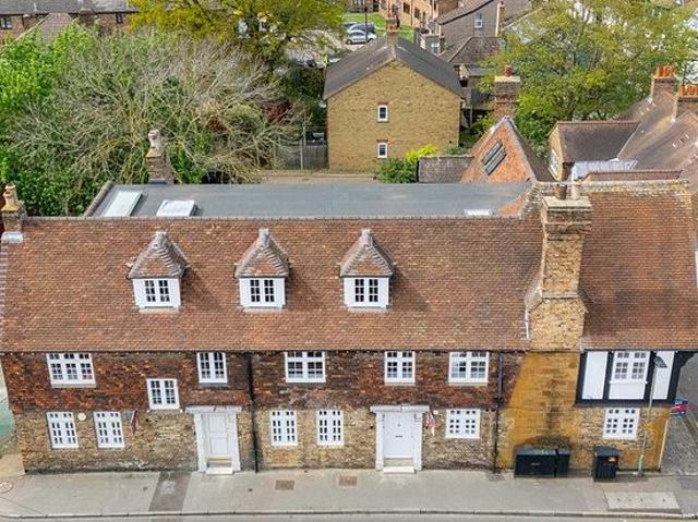 1 bedroom flat in Orpington