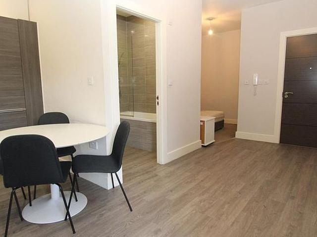 1 bedroom flat in Pudsey