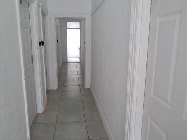 1 Bedroom Flat in Quigney