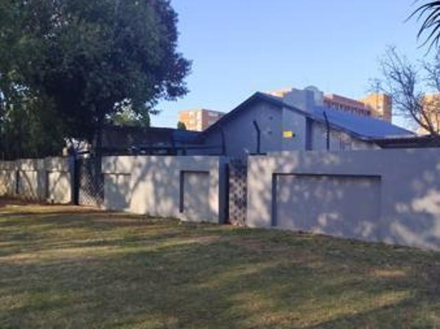 1 Bedroom Flat in Rietfontein