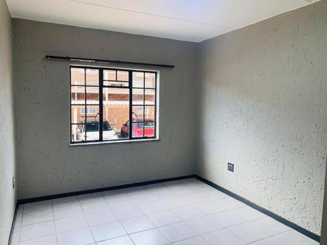 1 Bedroom Flat in Secunda