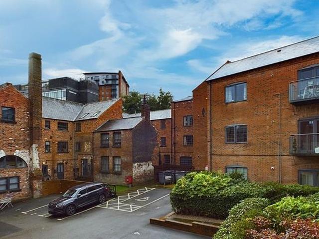 1 bedroom flat in Sheffield