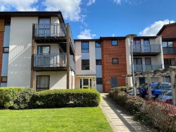 1 Bedroom Flat Let in