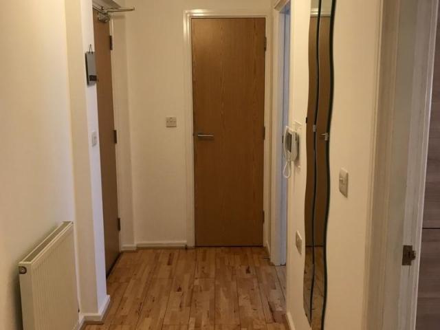 1 Bedroom Flat Let in