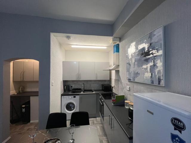 1 bedroom flat near city centre