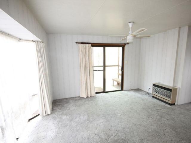 1 Bedroom Flat No Bills!