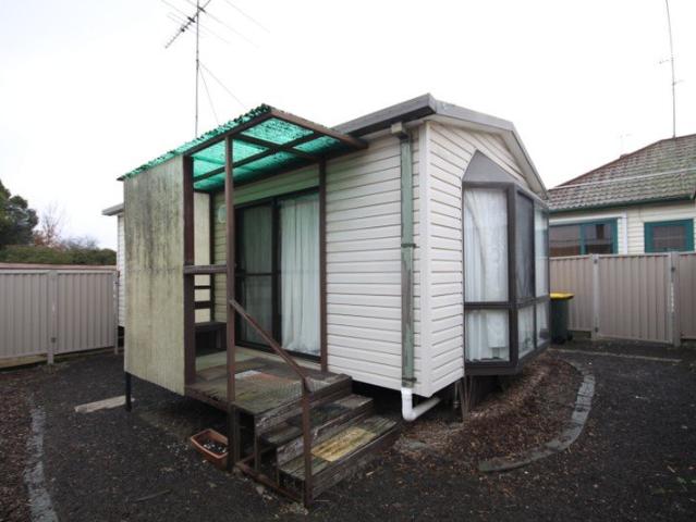1 Bedroom Flat No Bills!