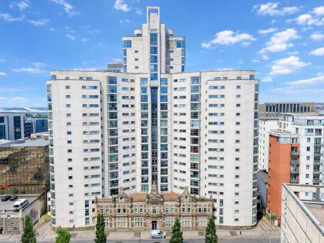 1 Bedroom Flat Penthouse To Let
