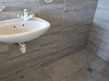 1 Bedroom flat rented in New Scheme, Macassar