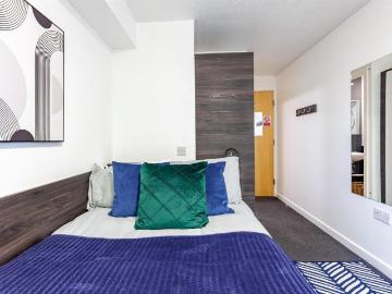 Edge Hill Liverpool, L7, North East Wales, Midlands